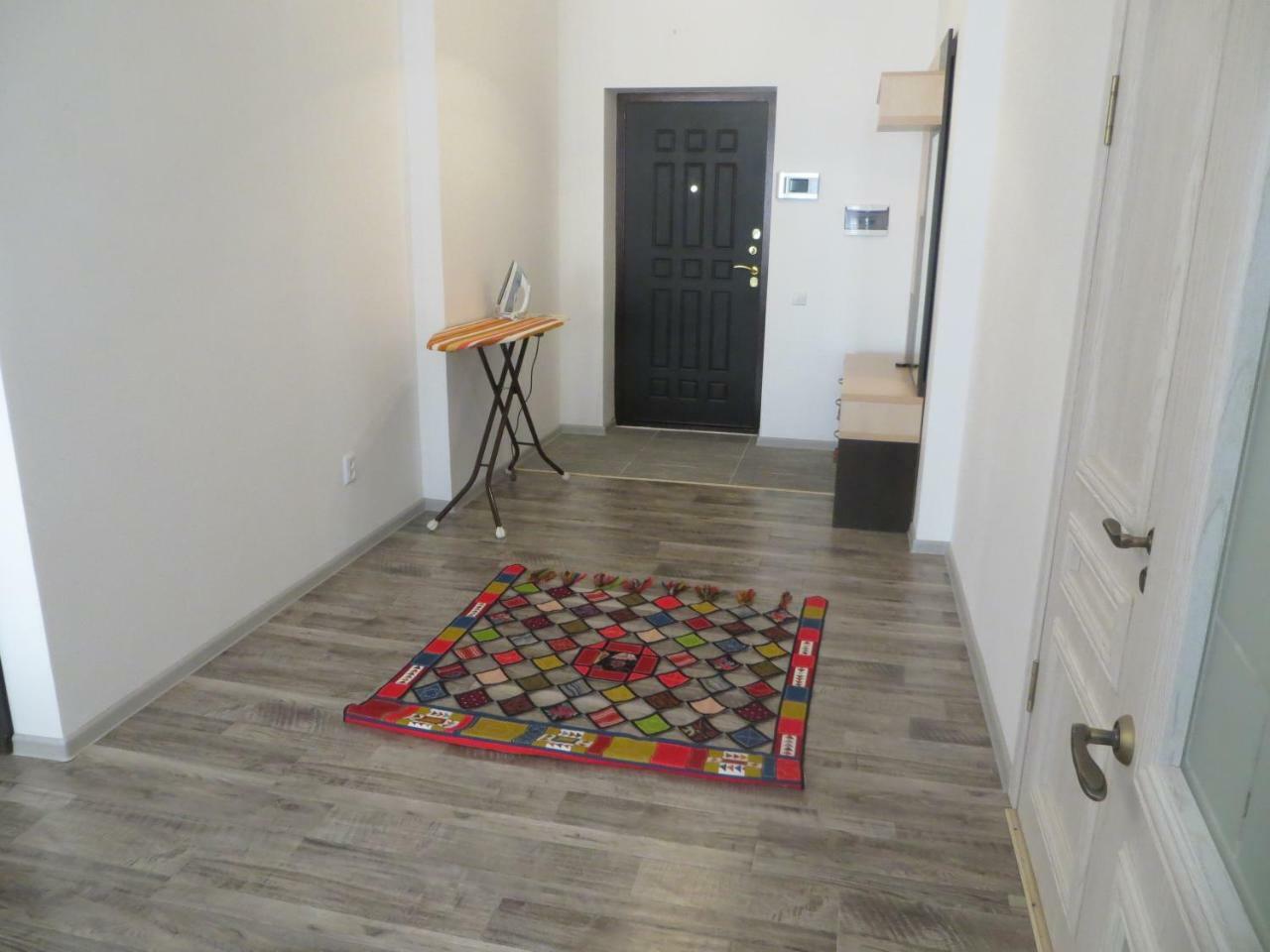 Studio Boutique Apartment Bisjkek Buitenkant foto