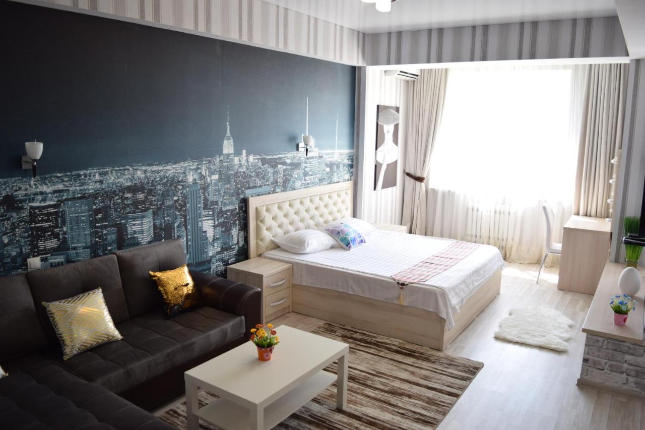 Studio Boutique Apartment Bisjkek Buitenkant foto